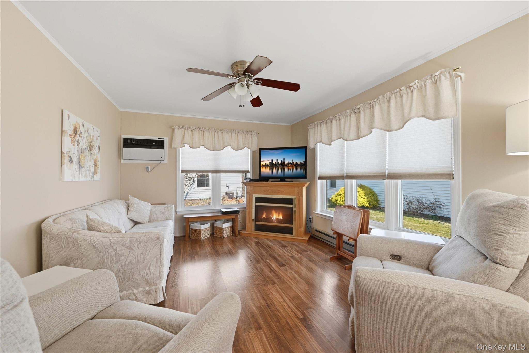 506 Lancaster Court Ridge, NY 11961 - Photo 19 of 31