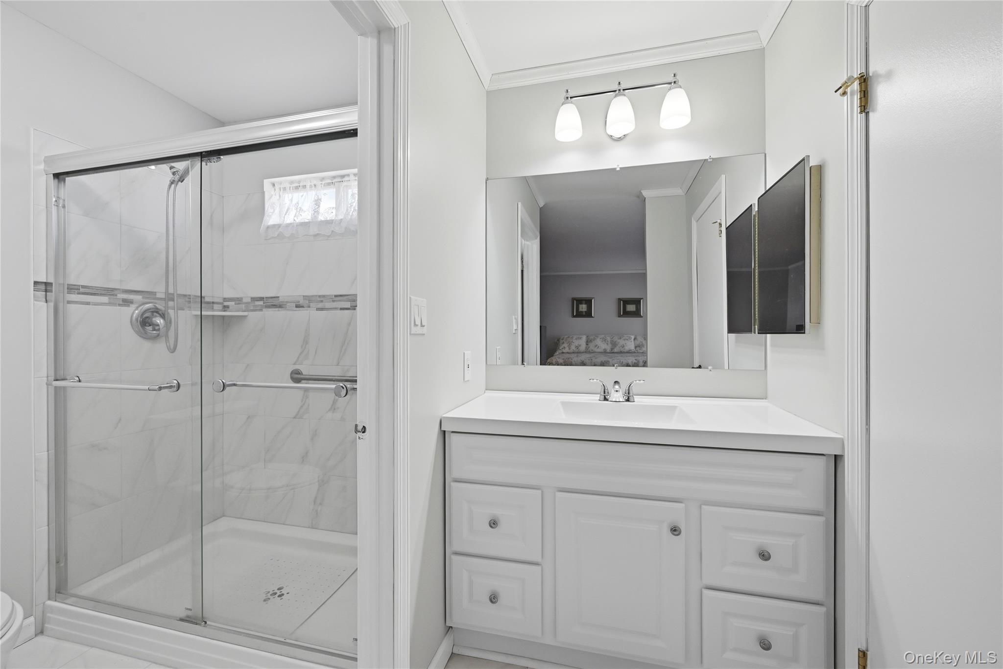 506 Lancaster Court Ridge, NY 11961 - Photo 23 of 31