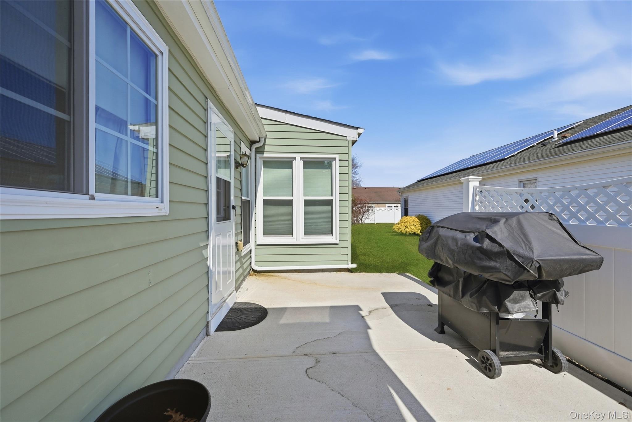 506 Lancaster Court Ridge, NY 11961 - Photo 30 of 31