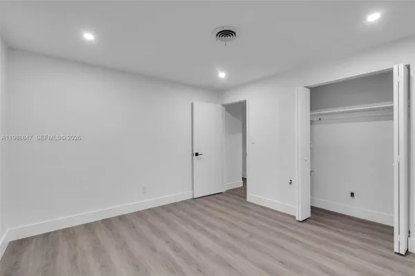 $2,700 | 3180 Northeast 10th Terrace, Pompano Beach, FL 33064