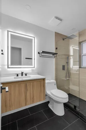 $2,700 | 3180 Northeast 10th Terrace, Pompano Beach, FL 33064