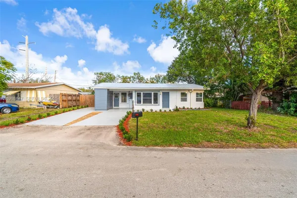 $2,700 | 3180 Northeast 10th Terrace, Pompano Beach, FL 33064