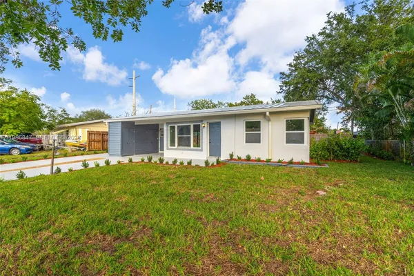 $2,700 | 3180 Northeast 10th Terrace, Pompano Beach, FL 33064