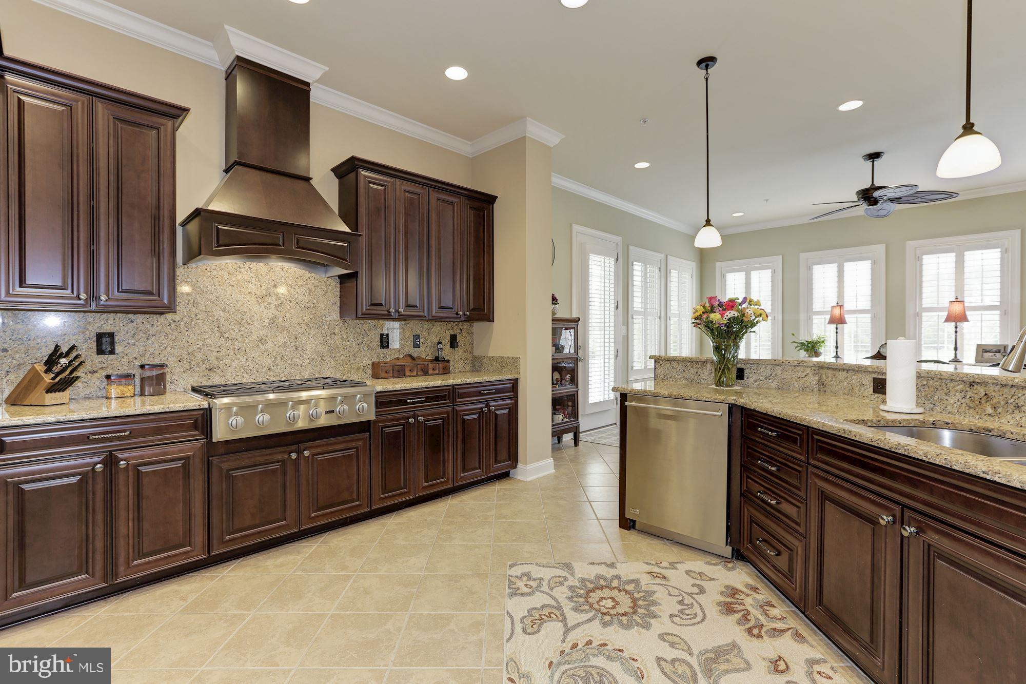 3839 Wayson Road Davidsonville, MD 21035 - Photo 25 of 82 Chef's Kitchen w/ (6) Burner Gas Cooking