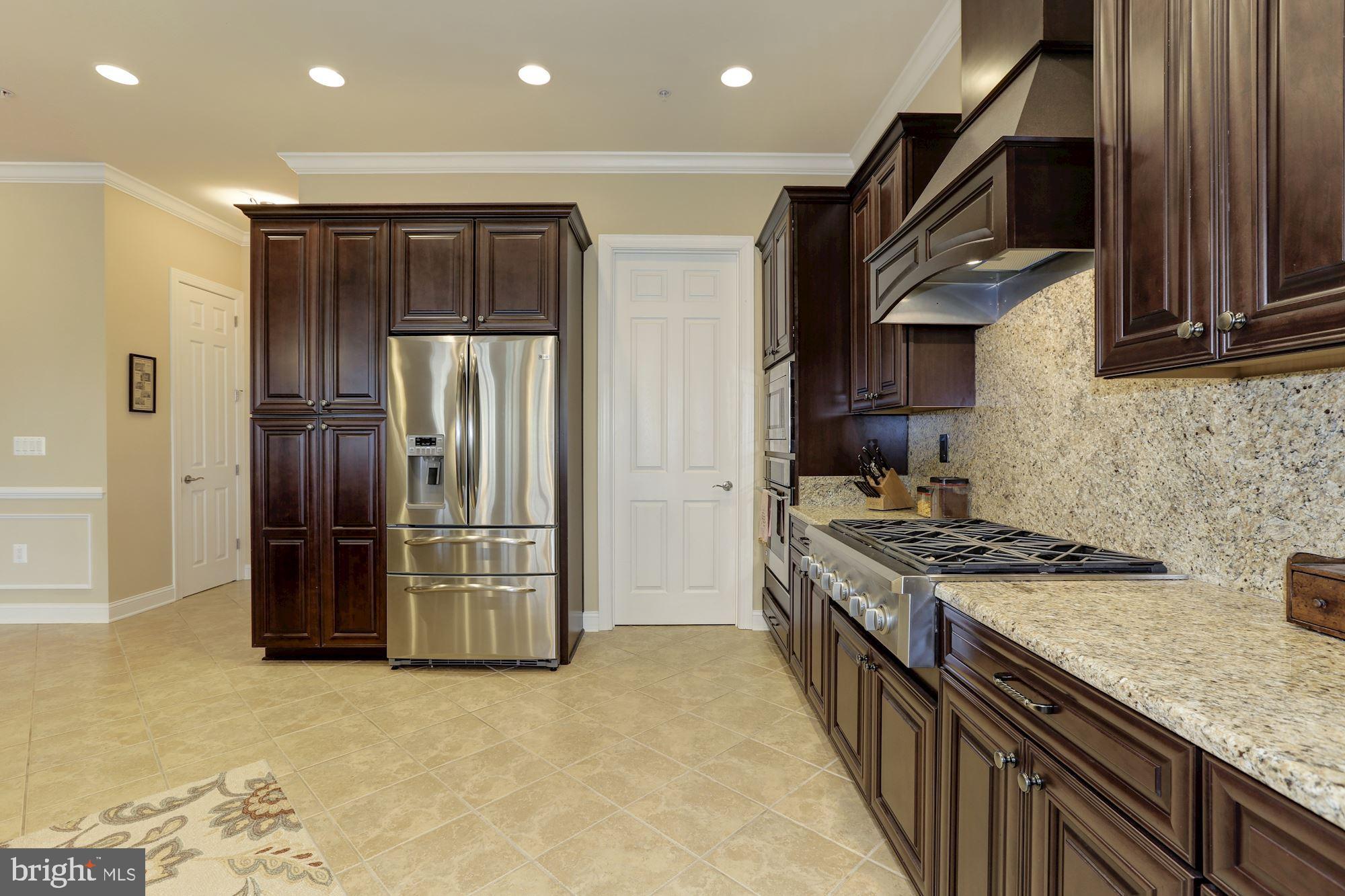 3839 Wayson Road Davidsonville, MD 21035 - Photo 27 of 82 42" Cabinets & Stainless Steel Appliances