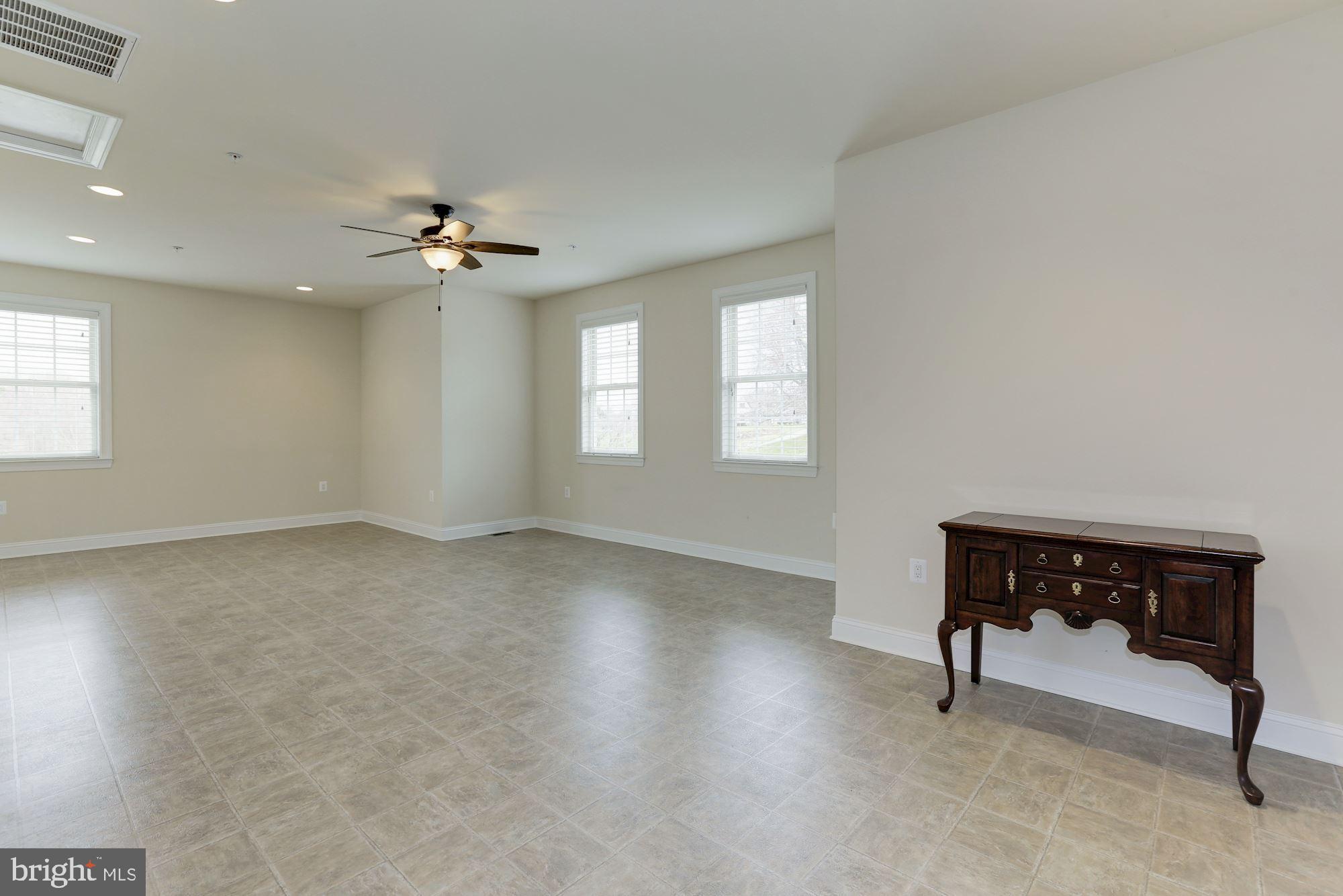 3839 Wayson Road Davidsonville, MD 21035 - Photo 73 of 82 Huge Bedroom of Guest House
