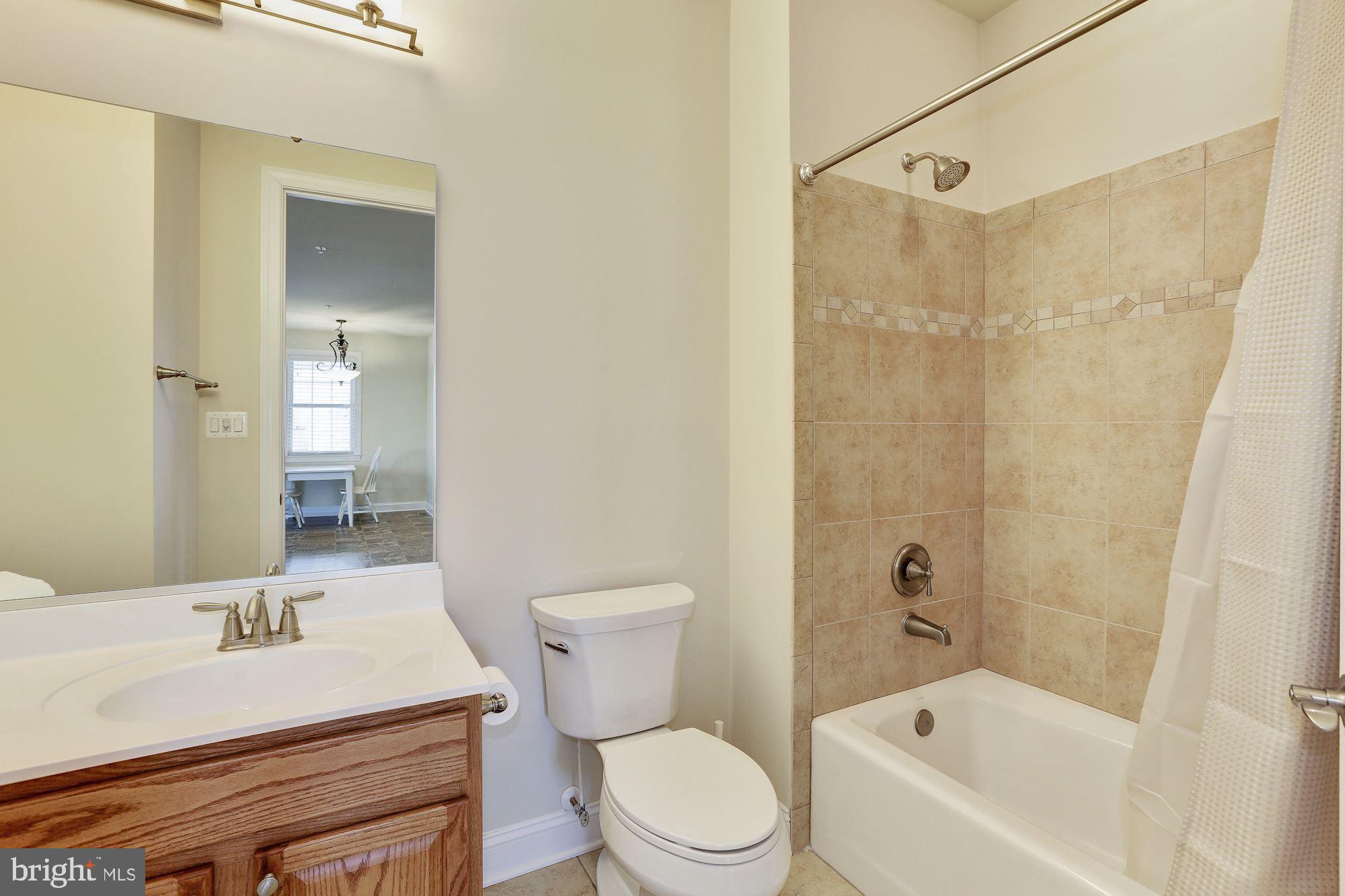 3839 Wayson Road Davidsonville, MD 21035 - Photo 75 of 82 Full Hall Bath w/ Tiled Shower