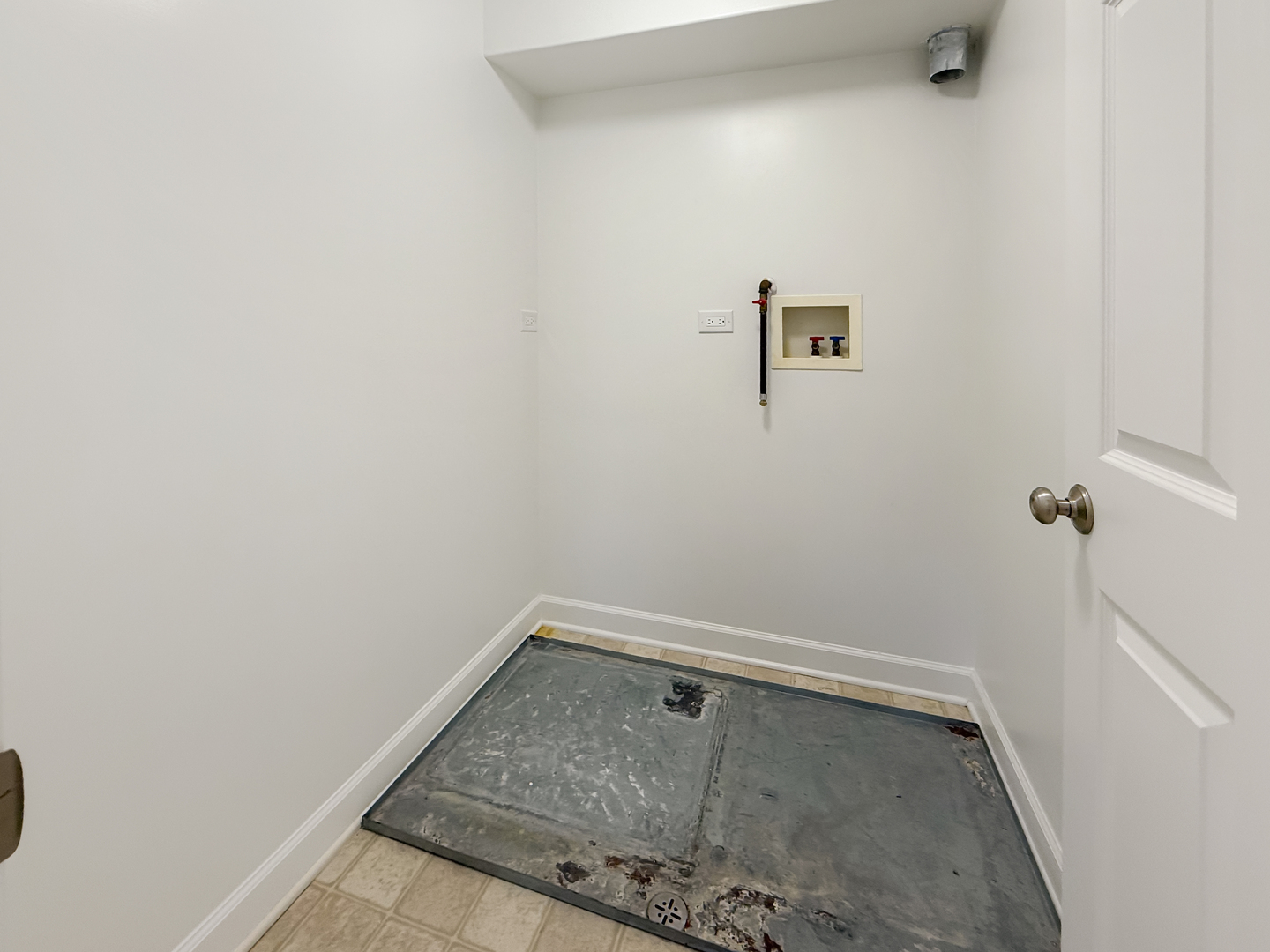 206 West Main Street, Unit 2A St. Charles, IL 60174 - Photo 9 of 12