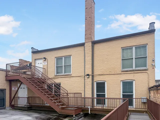 $1,550 | 206 West Main Street, Unit 2A, St. Charles, IL 60174