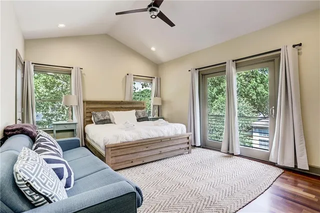 $4,500 | 602 West N Loop Boulevard, Unit B, Austin, TX 78751