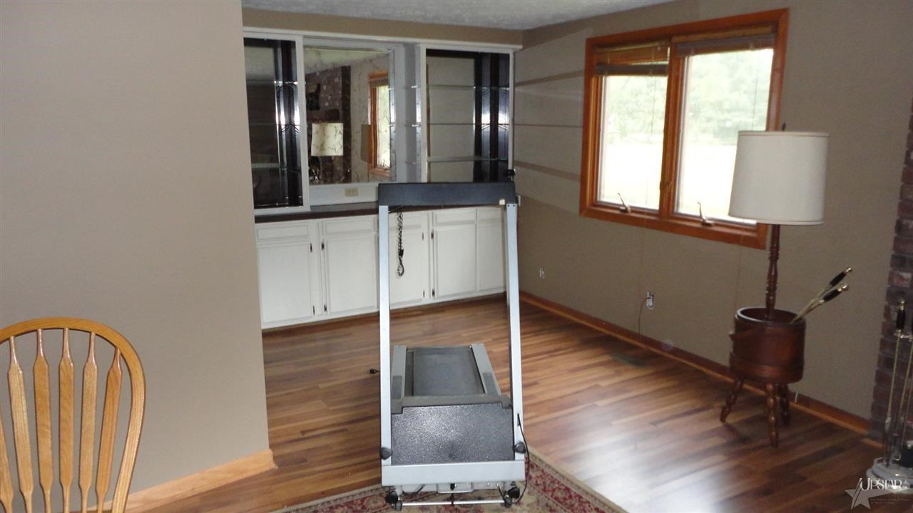 16215 Hand Road Huntertown, IN 46748 - Photo 6 of 18