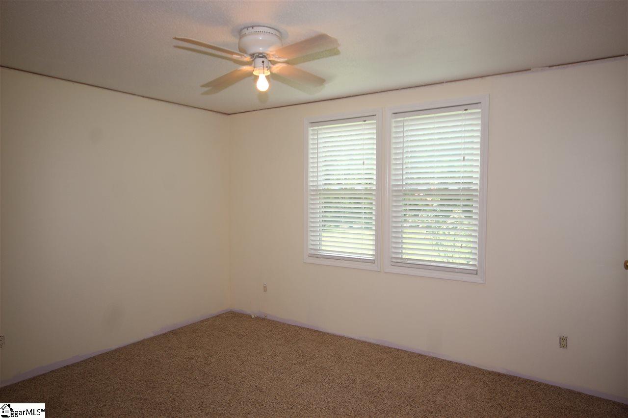 172 State Rd S-39-71 Easley, SC 29640 - Photo 14 of 21
