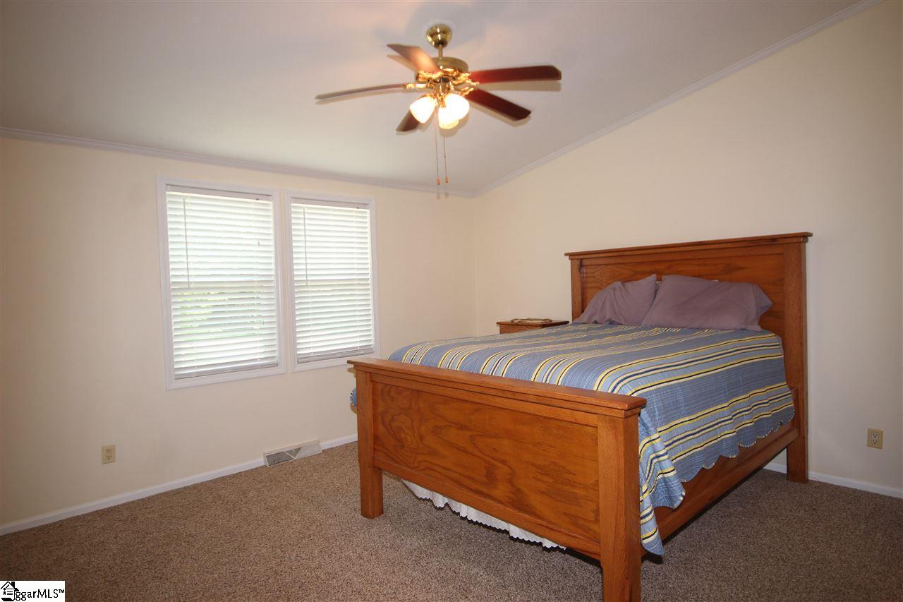 172 State Rd S-39-71 Easley, SC 29640 - Photo 8 of 21