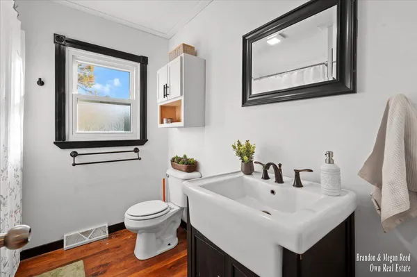 $369,900 | 7658 Jackson Road, Saranac, MI 48881