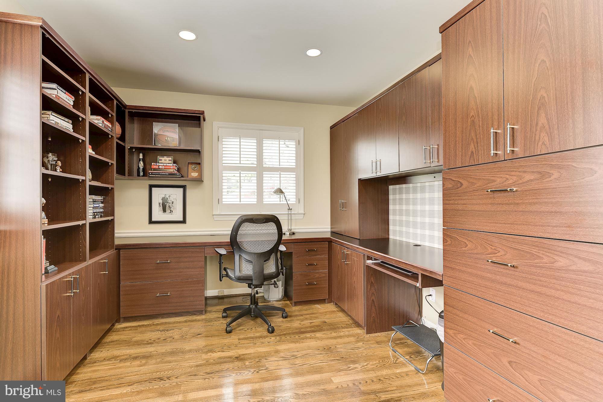 9001 Seven Locks Road Bethesda, MD 20817 - Photo 15 of 23 Bedroom