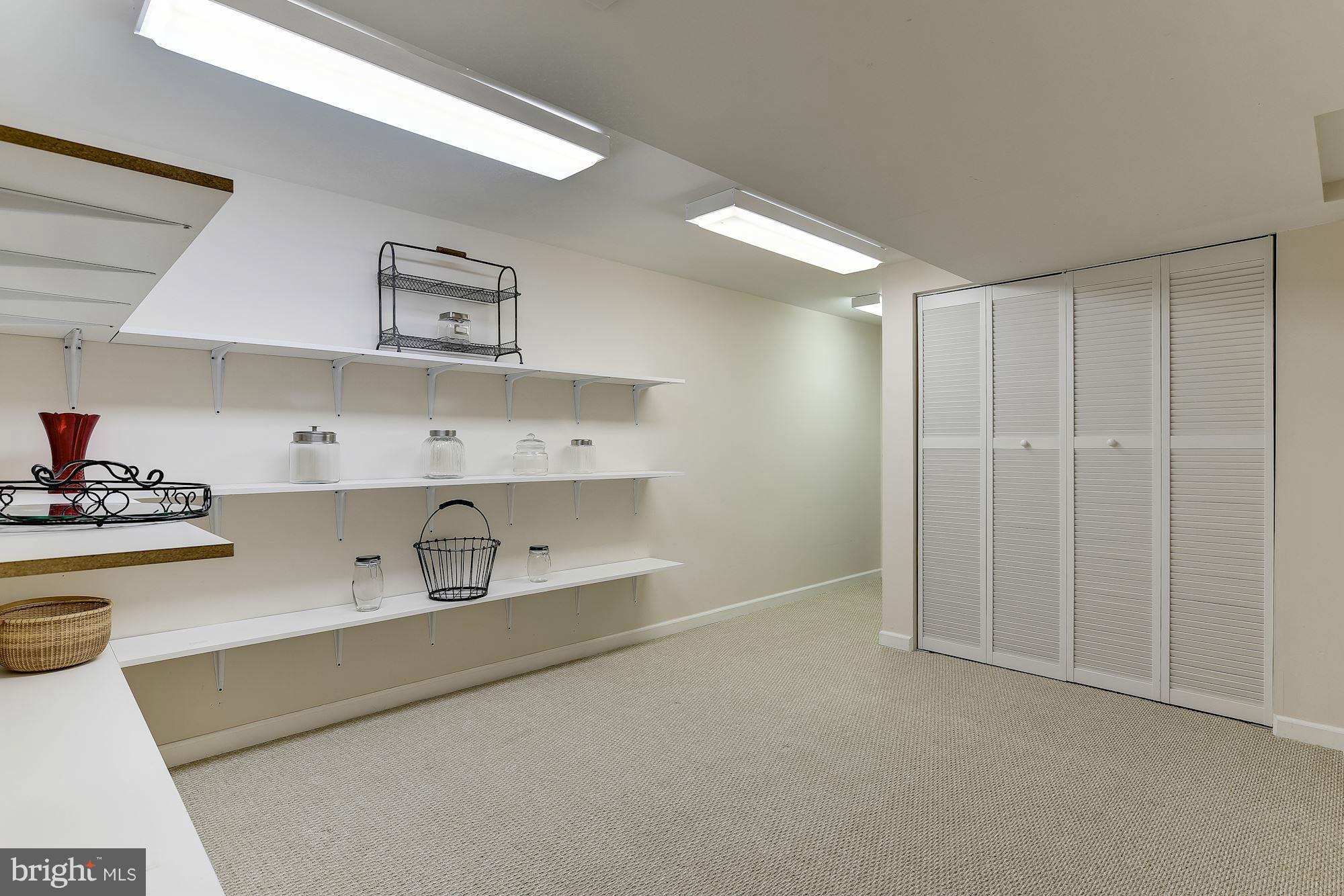9001 Seven Locks Road Bethesda, MD 20817 - Photo 17 of 23 Interior (General)