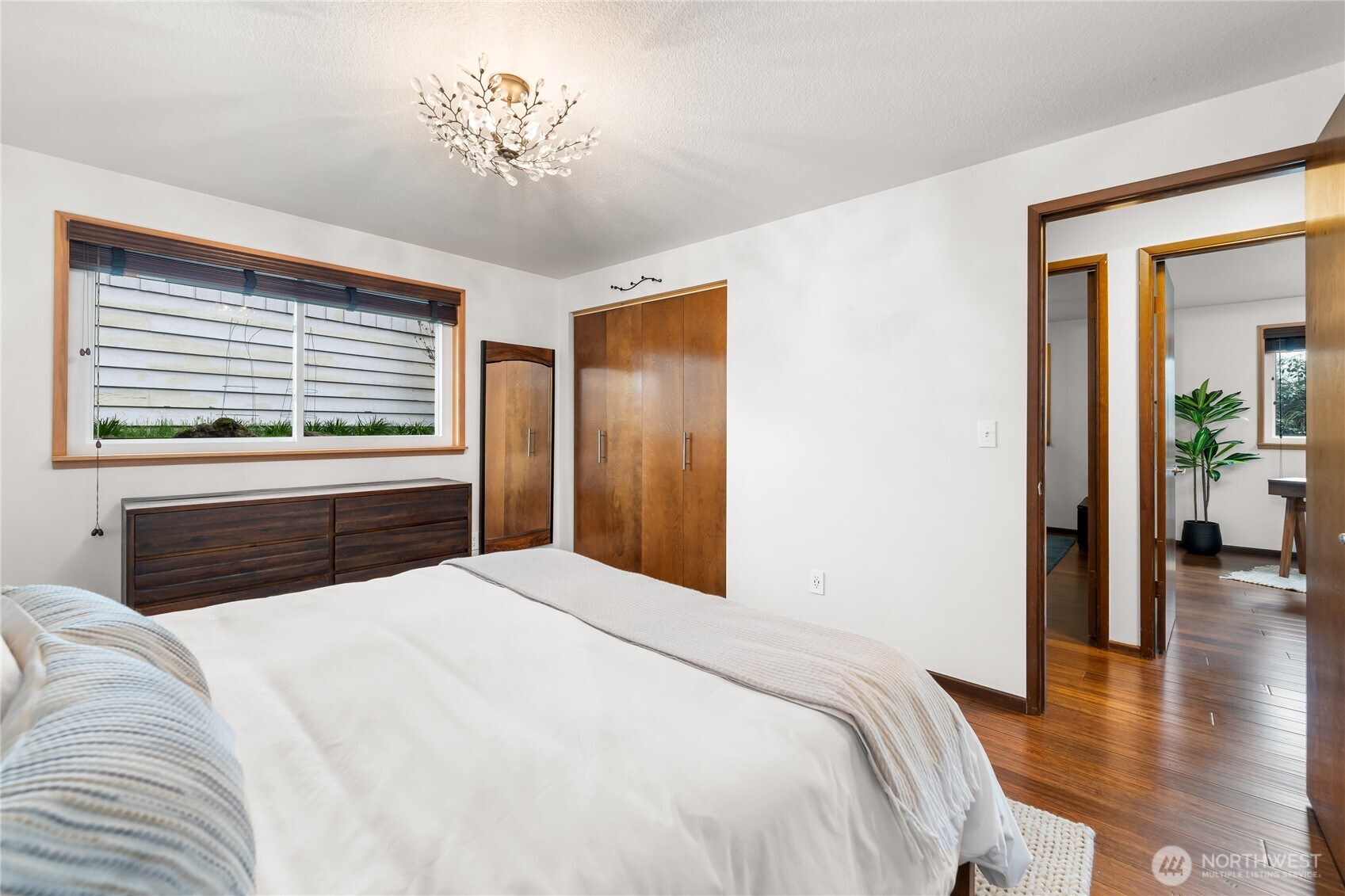 925 Valley Place Kent, WA 98031 - Photo 14 of 39