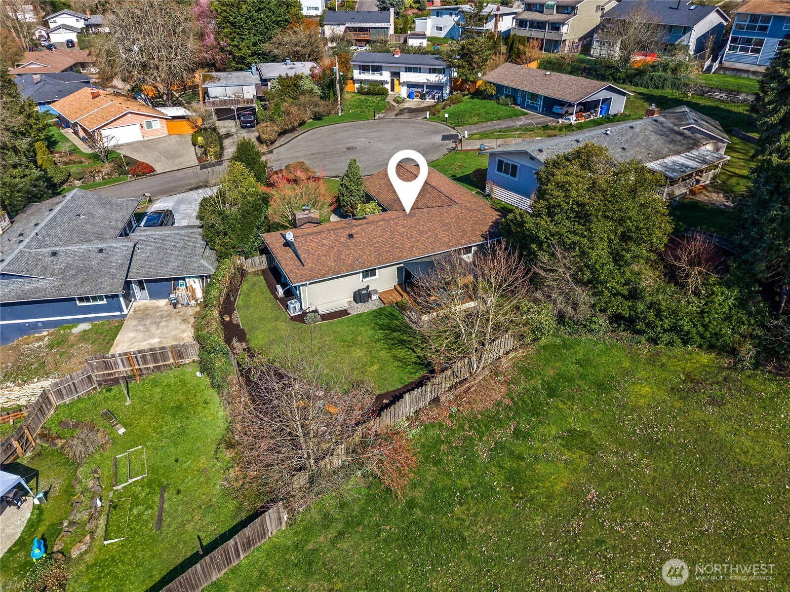 925 Valley Place Kent, WA 98031 - Photo 33 of 39