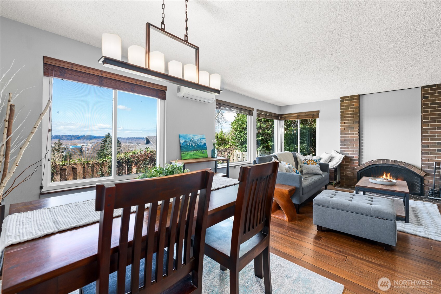 925 Valley Place Kent, WA 98031 - Photo 4 of 39