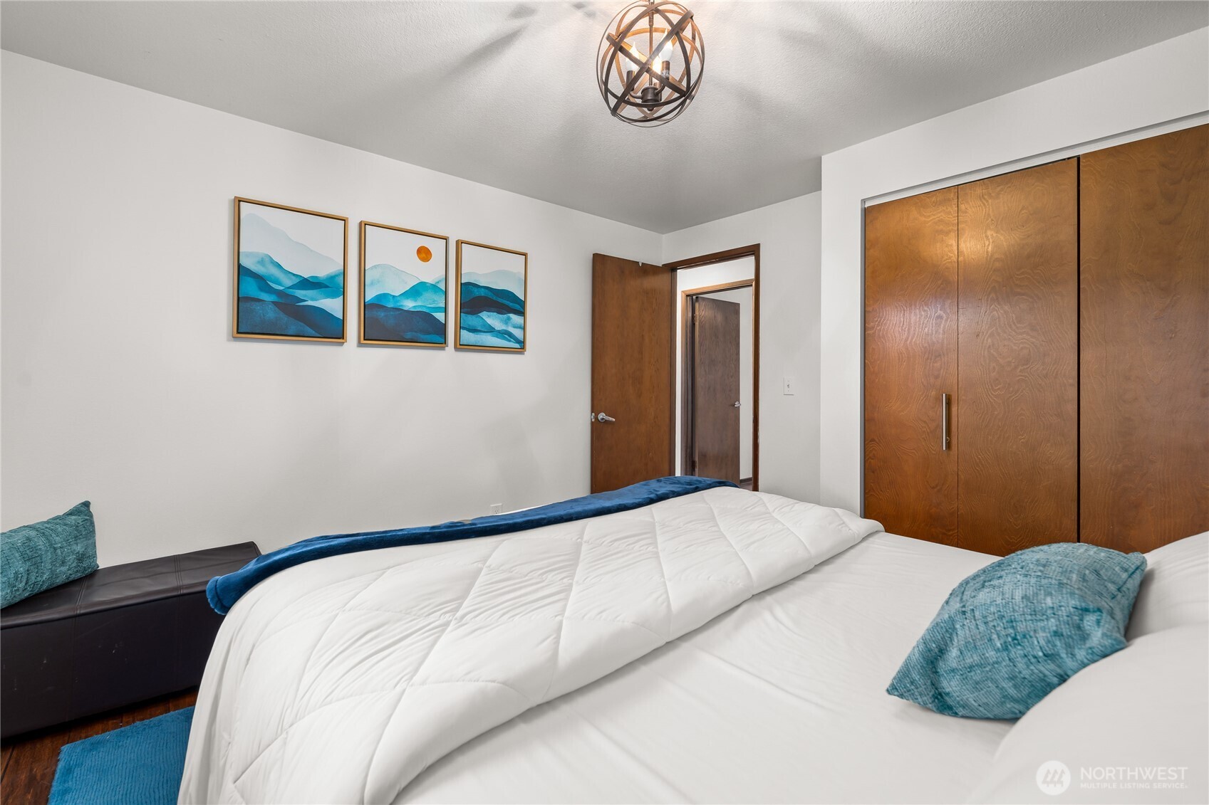 925 Valley Place Kent, WA 98031 - Photo 8 of 39