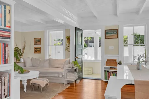 $999,000 | 21 2nd Street, Barrington, RI 02806