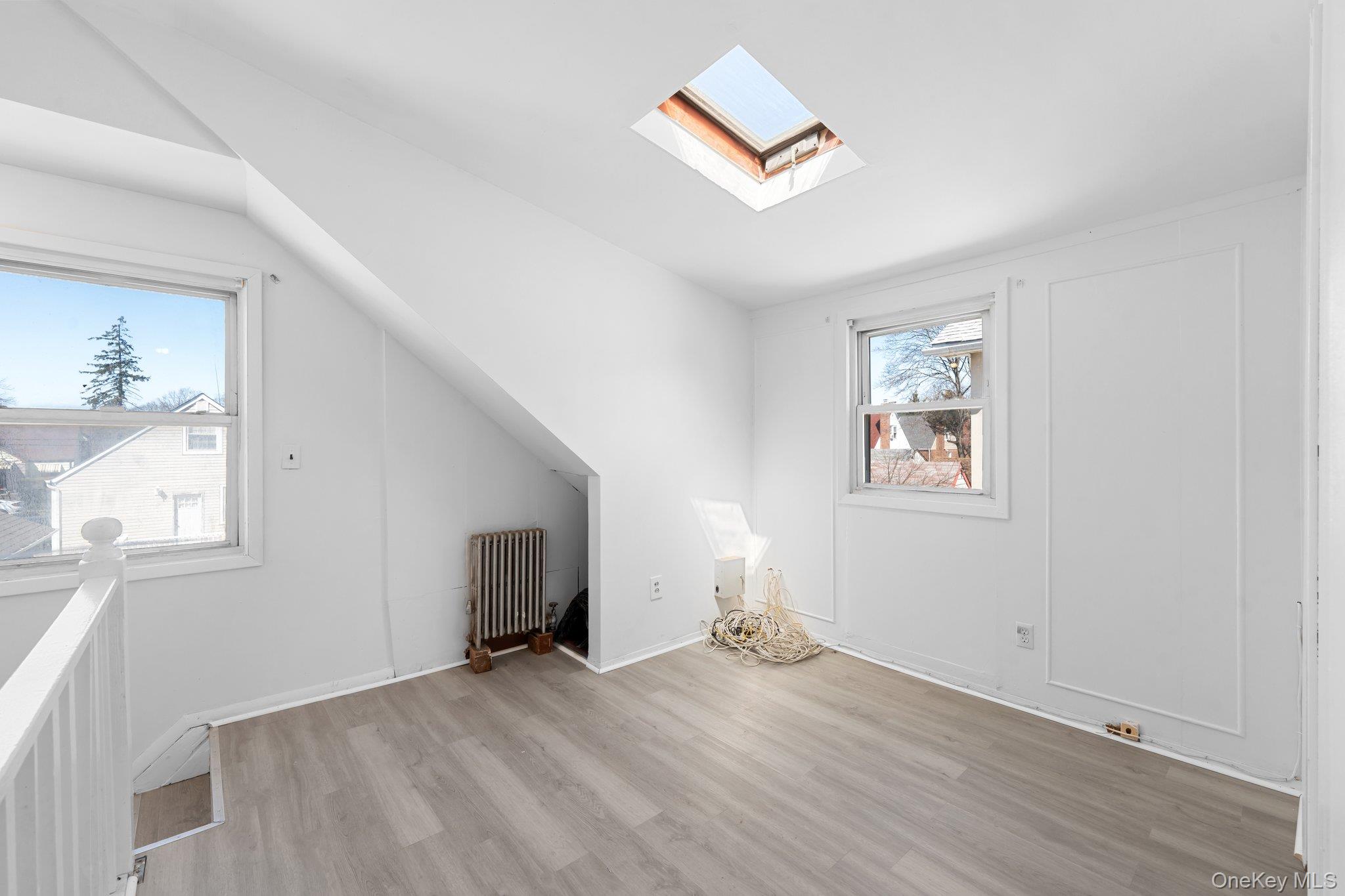 7 Everett Street Valley Stream, NY 11580 - Photo 10 of 16