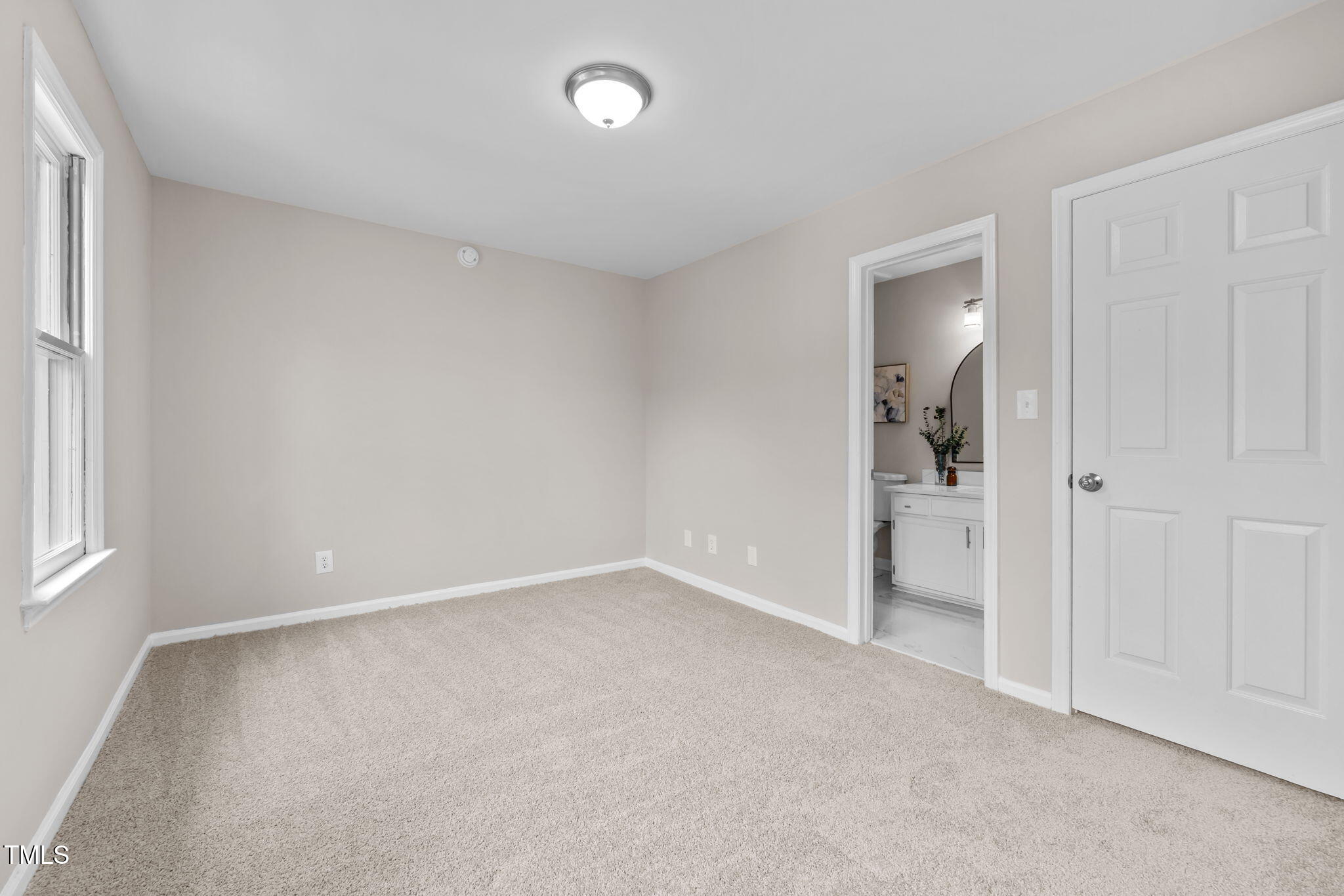4102 Kaplan Drive Raleigh, NC 27606 - Photo 19 of 37 12-web-or-mls-IMG_2678