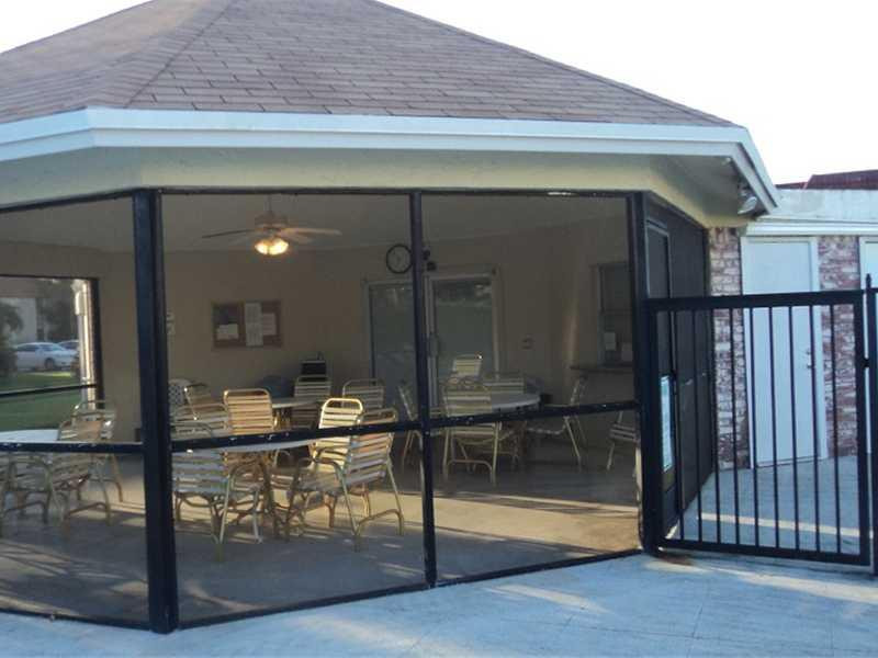 22765 Southwest 66th Avenue, Unit 208 Boca Raton, FL 33428 - Photo 4 of 13 Patio/Deck