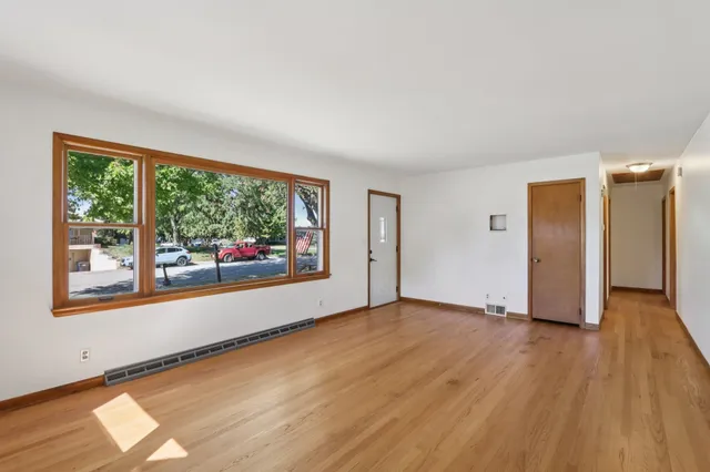 $359,900 | 405 Meadow Wood Drive, Mount Horeb, WI 53572