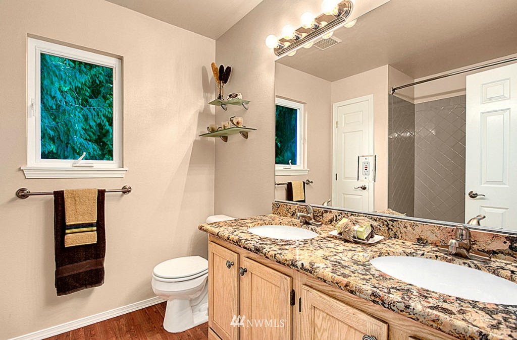 19209 85th Avenue Northeast Bothell, WA 98011 - Photo 15 of 22 Gallery Image 15