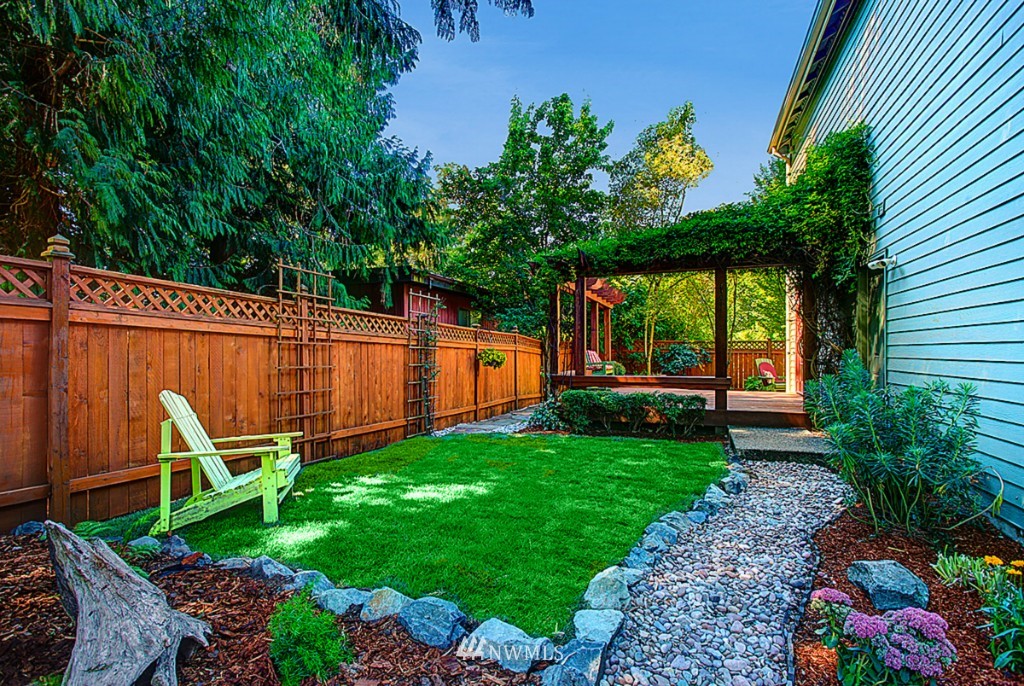 19209 85th Avenue Northeast Bothell, WA 98011 - Photo 17 of 22 Gallery Image 17