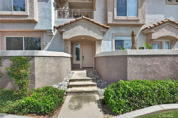 $524,999 | 920 North Turner Avenue, Unit 9, Ontario, CA 91764