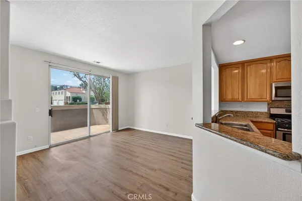 $524,999 | 920 North Turner Avenue, Unit 9, Ontario, CA 91764