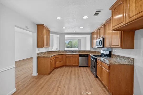 $524,999 | 920 North Turner Avenue, Unit 9, Ontario, CA 91764