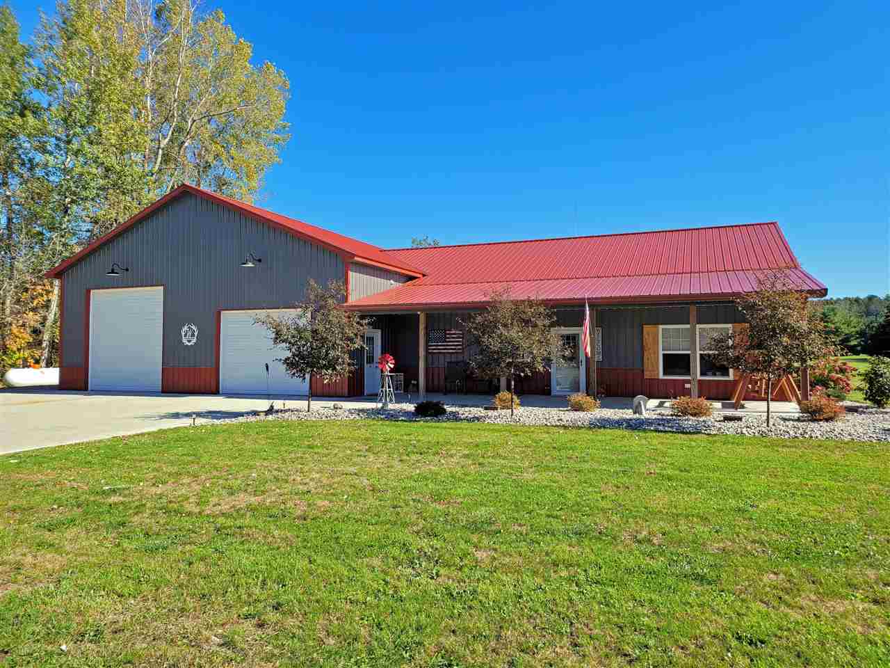 7589 Irish Road Millington, MI 48746 - Photo 1 of 34