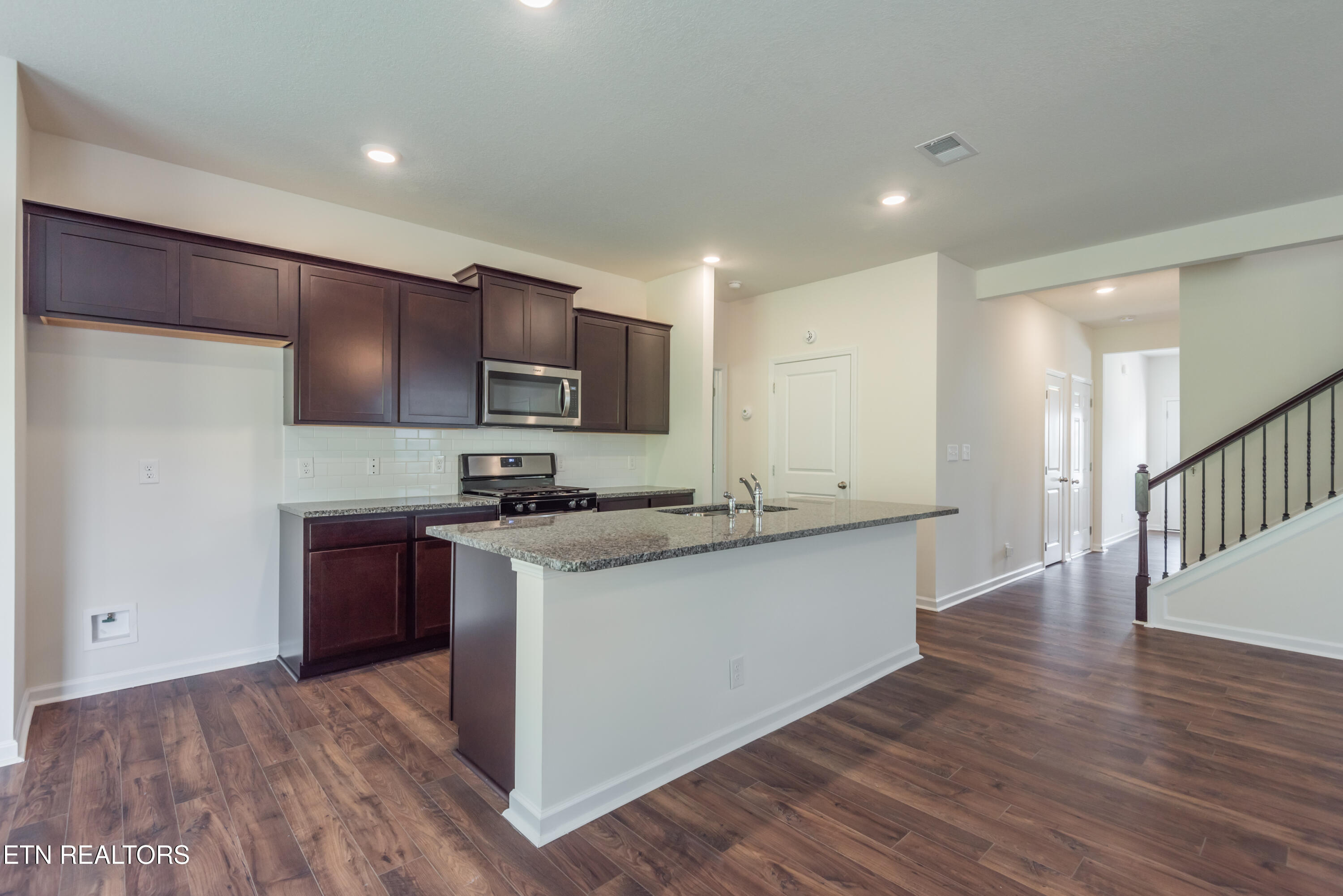 126 Ibis Loop Oak Ridge, TN 37830 - Photo 11 of 47 126IbisLoop-11