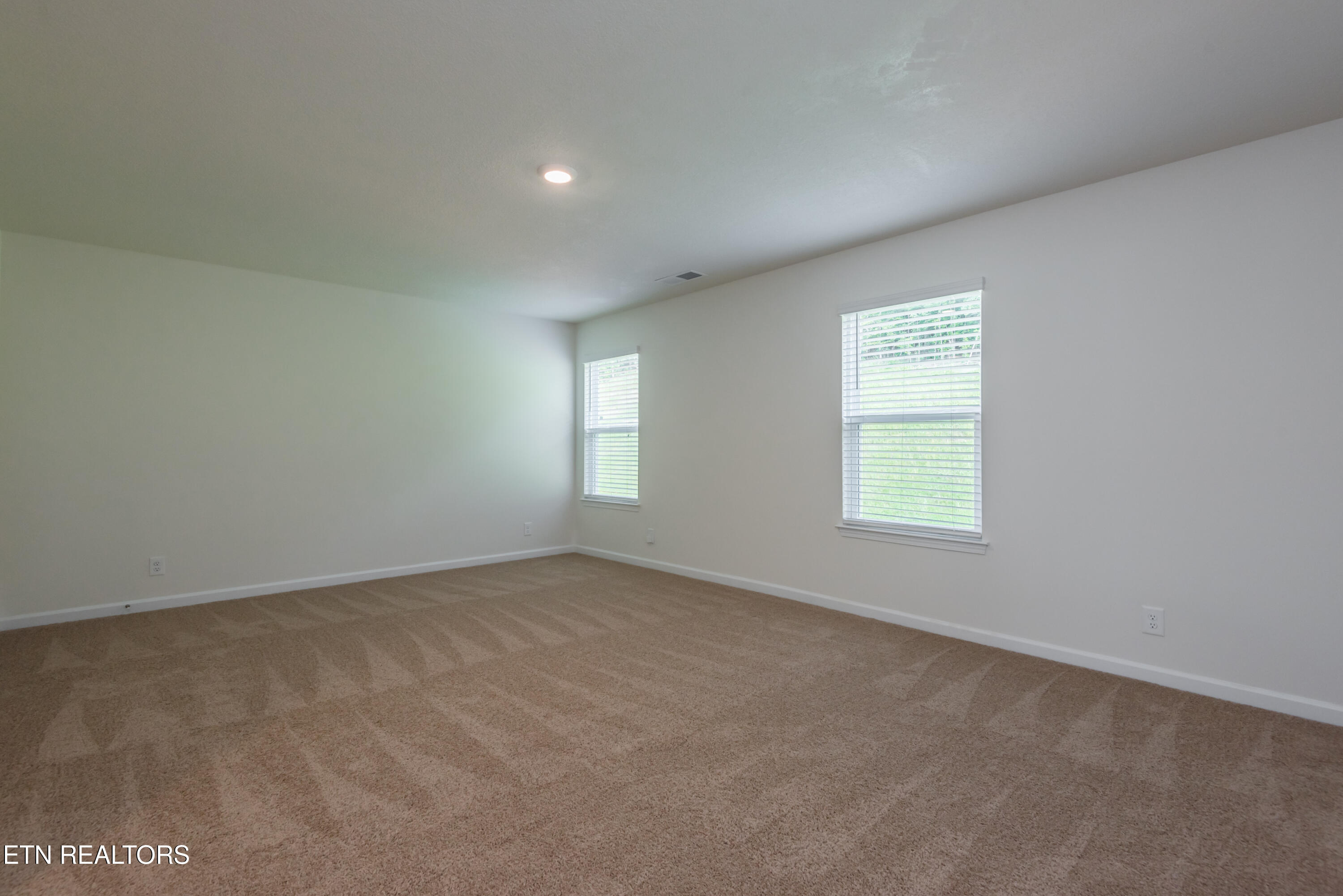 126 Ibis Loop Oak Ridge, TN 37830 - Photo 33 of 47 126IbisLoop-30