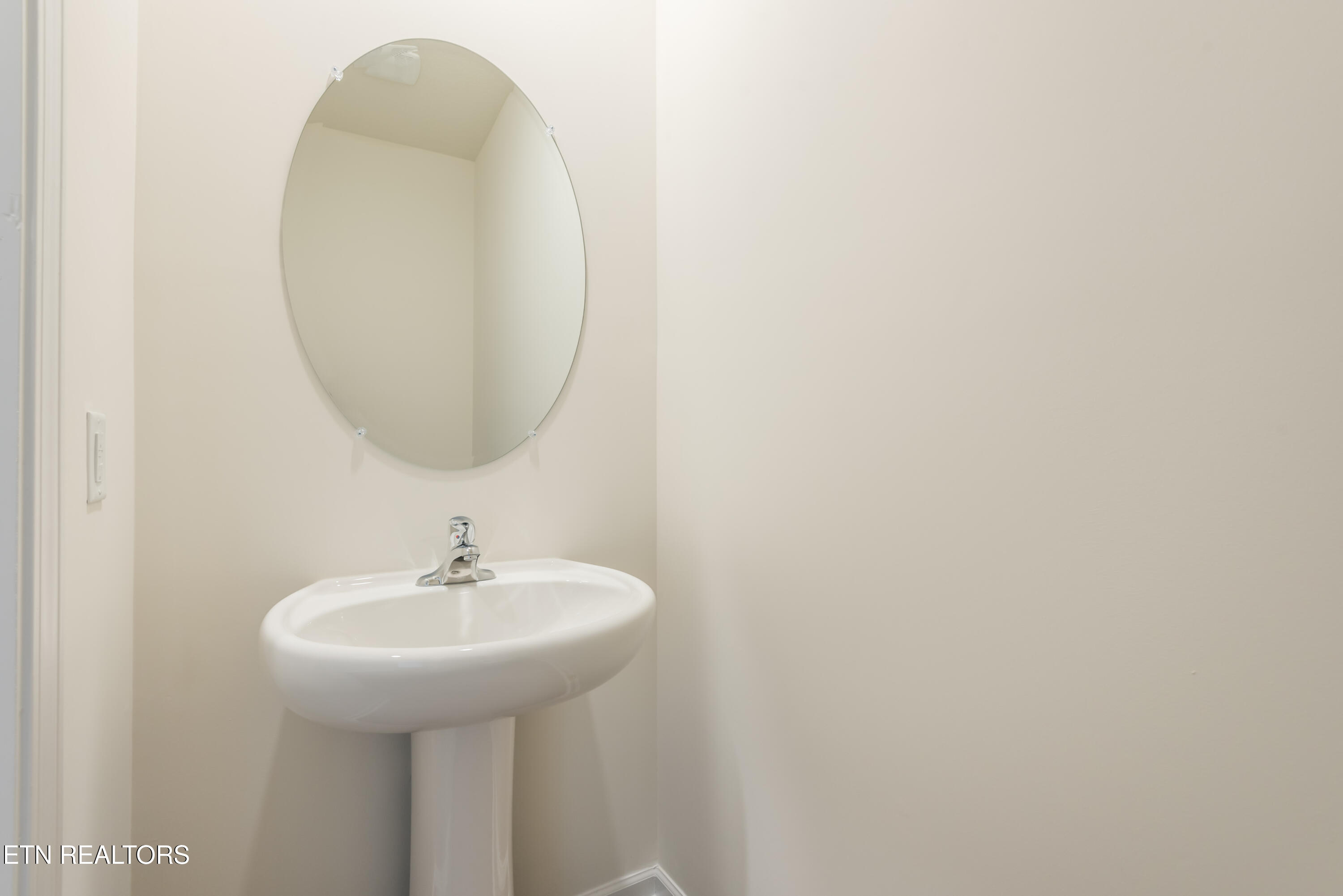 126 Ibis Loop Oak Ridge, TN 37830 - Photo 37 of 47 126IbisLoop-2