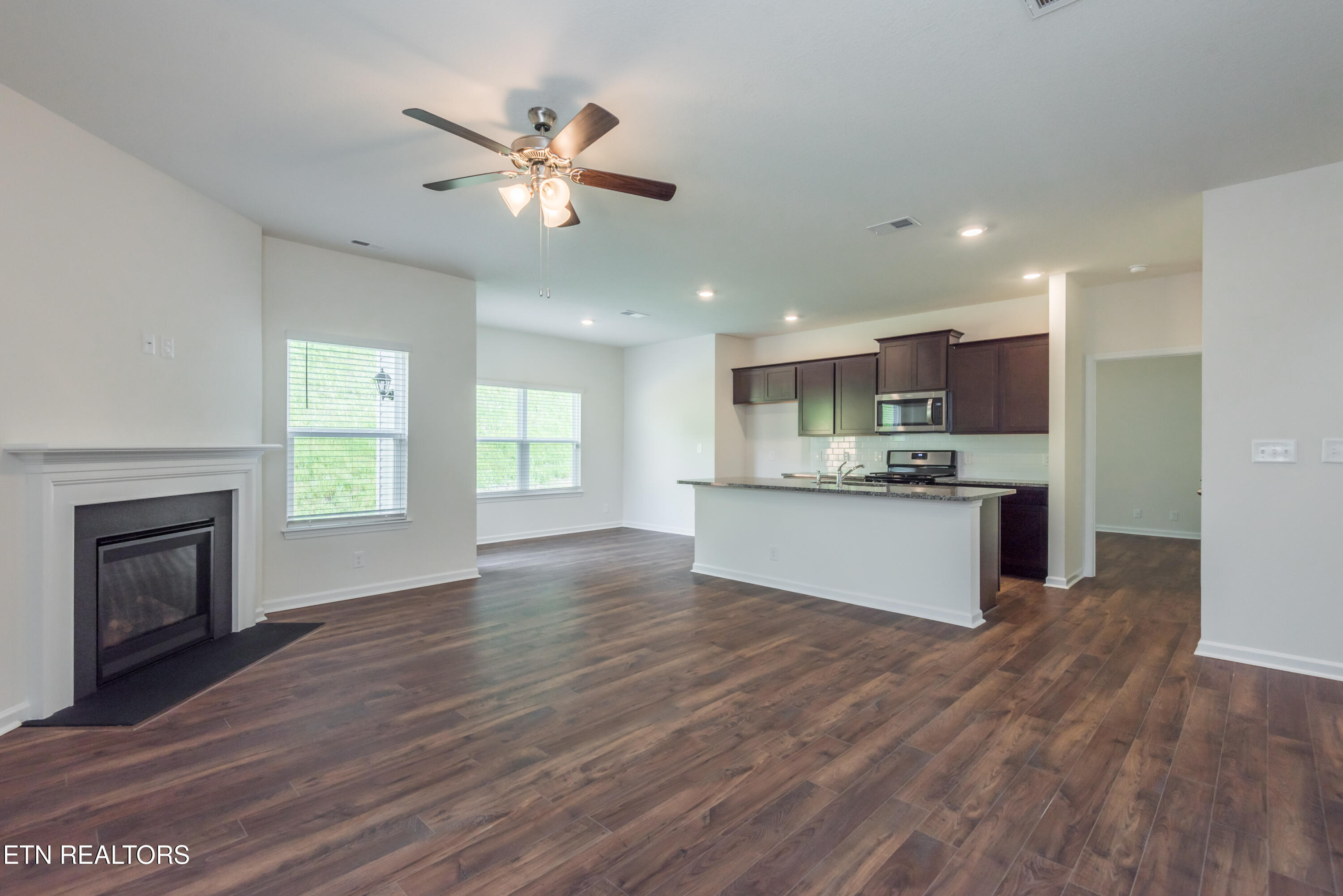 126 Ibis Loop Oak Ridge, TN 37830 - Photo 7 of 47 126IbisLoop-14