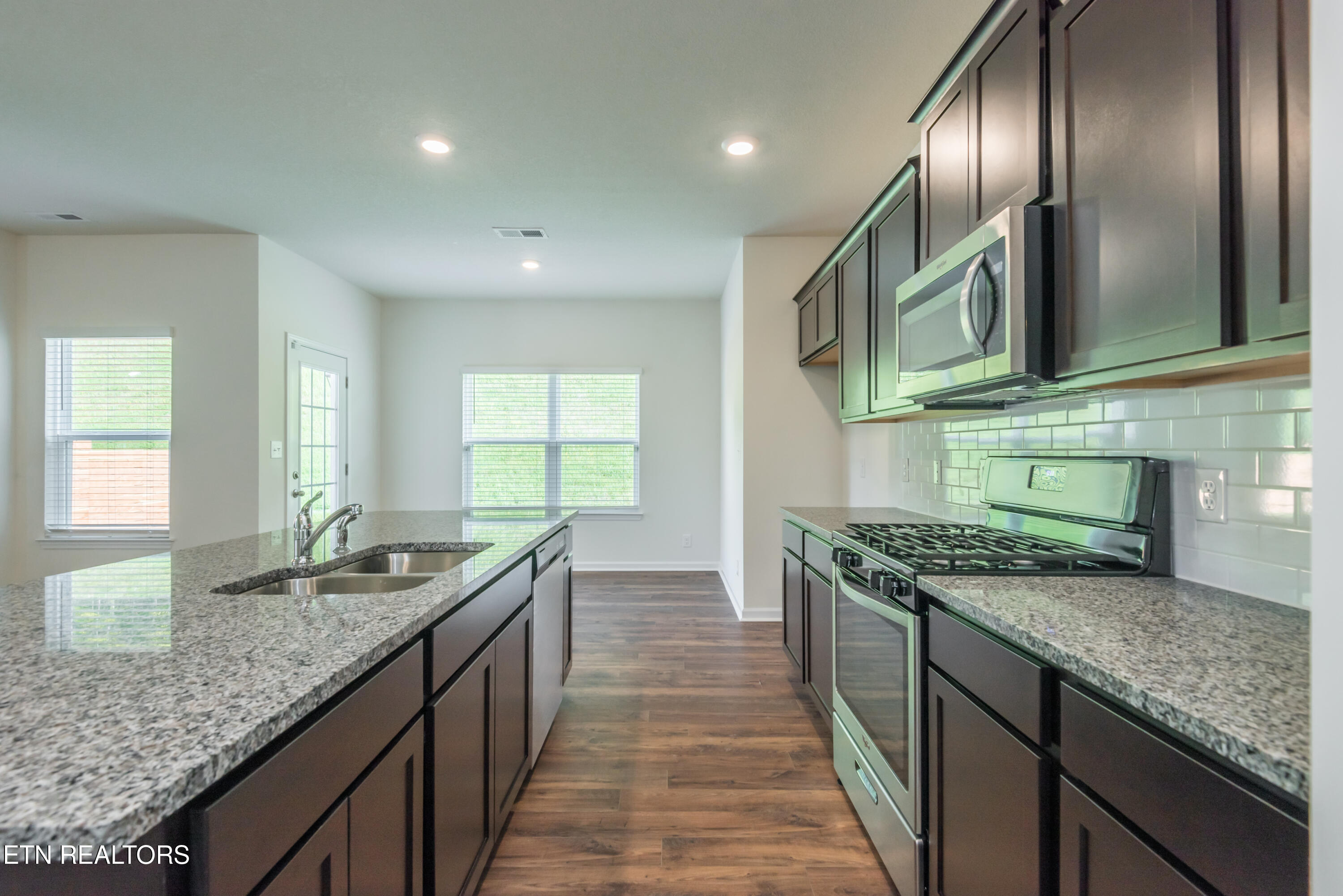 126 Ibis Loop Oak Ridge, TN 37830 - Photo 9 of 47 126IbisLoop-9