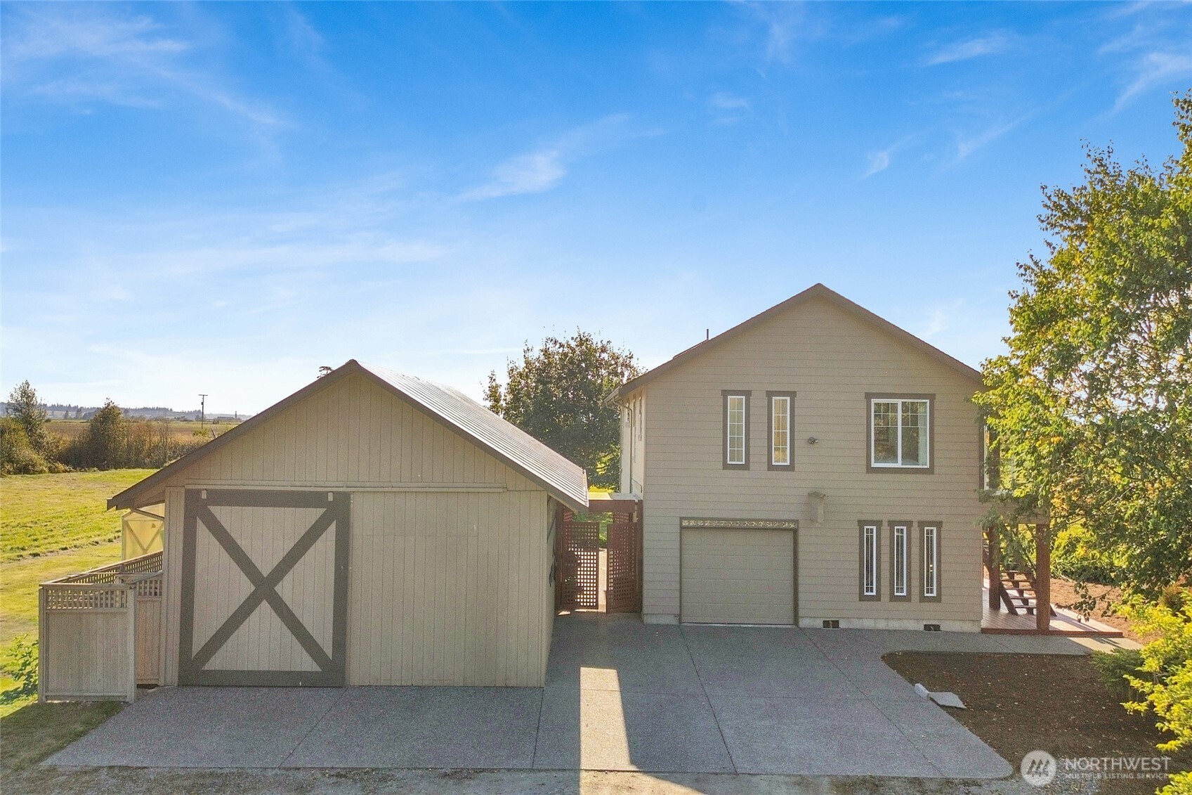 5544 Smith Road Bow, WA 98232 - Photo 17 of 40 a view of house that has garden