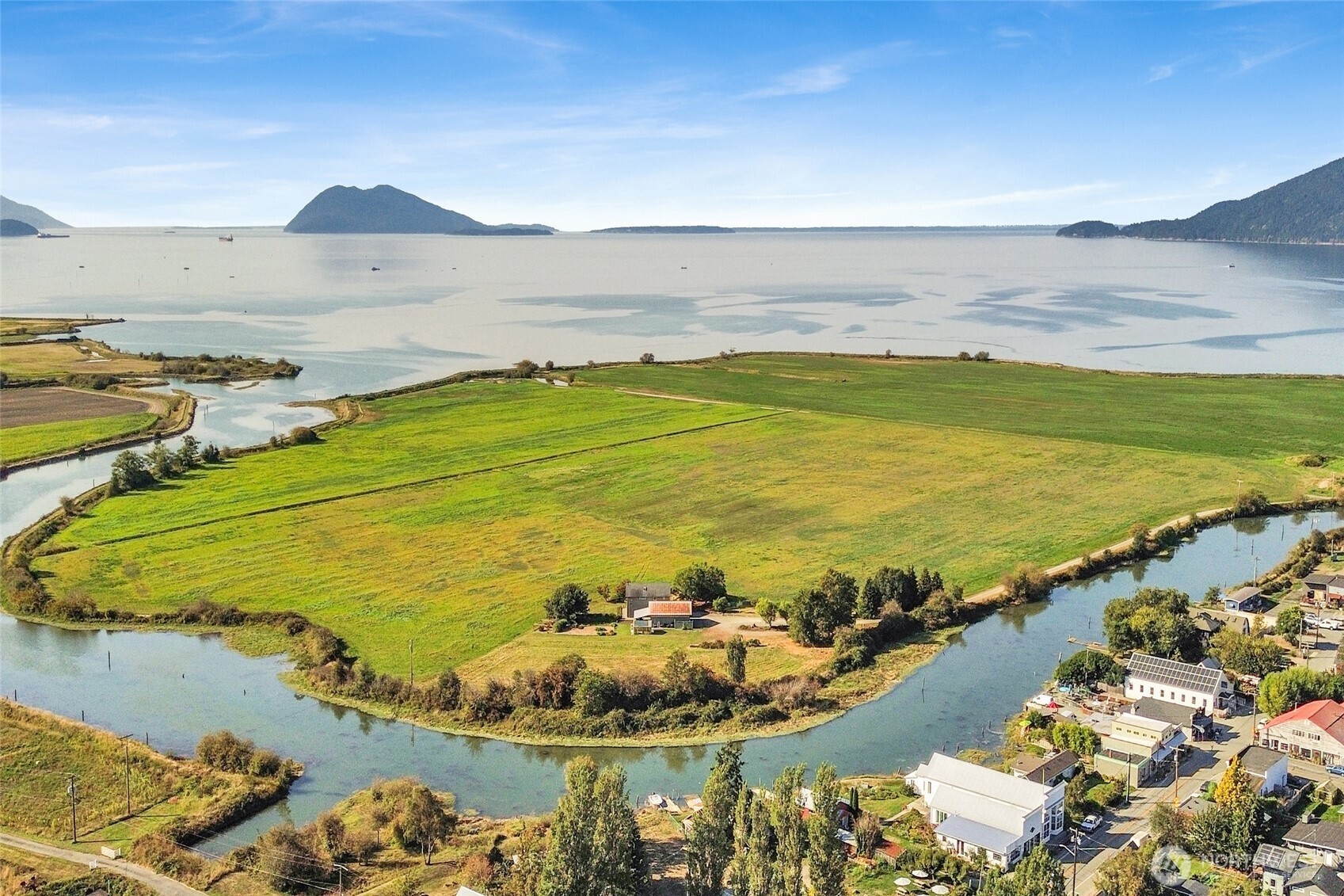 5544 Smith Road Bow, WA 98232 - Photo 40 of 40 a view of an ocean and beach
