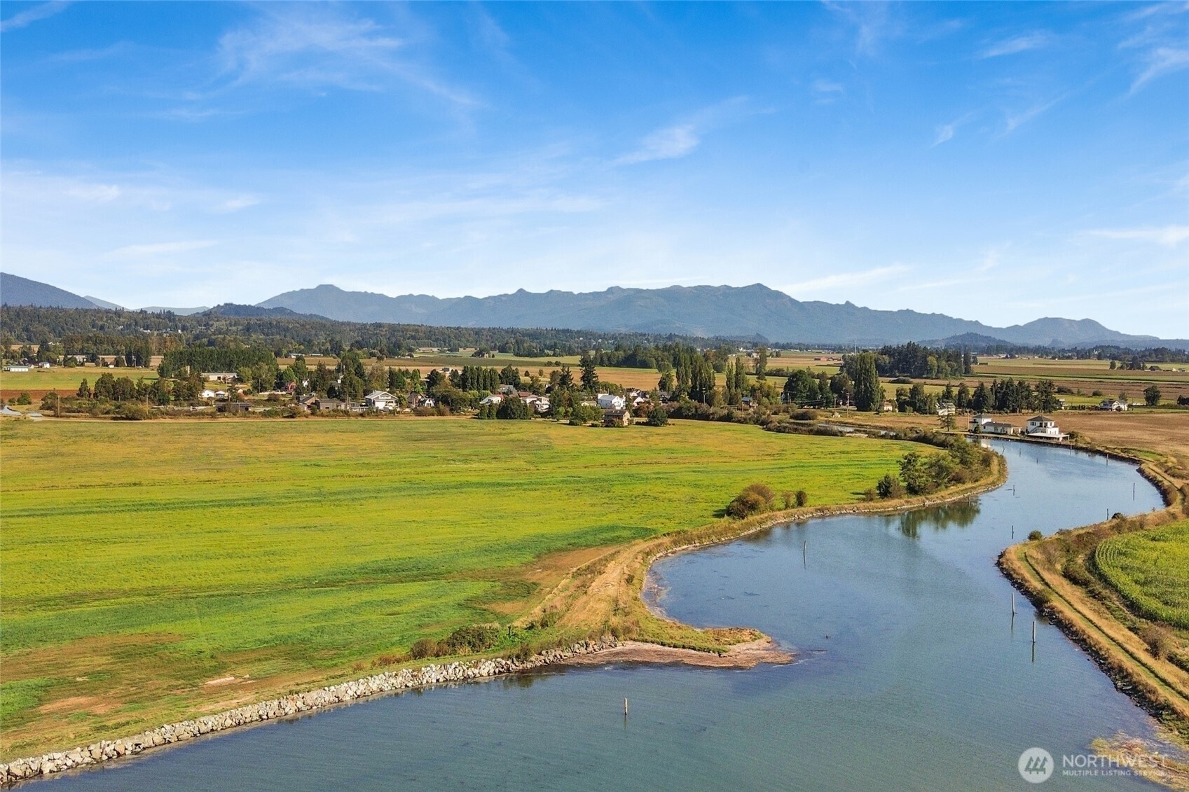5544 Smith Road Bow, WA 98232 - Photo 8 of 40 a view of an ocean and city view