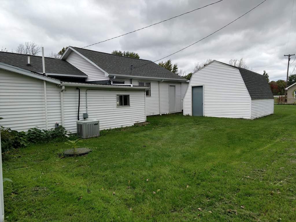 1050 North Huron Road Linwood, MI 48634 - Photo 10 of 12 Gallery Image 10