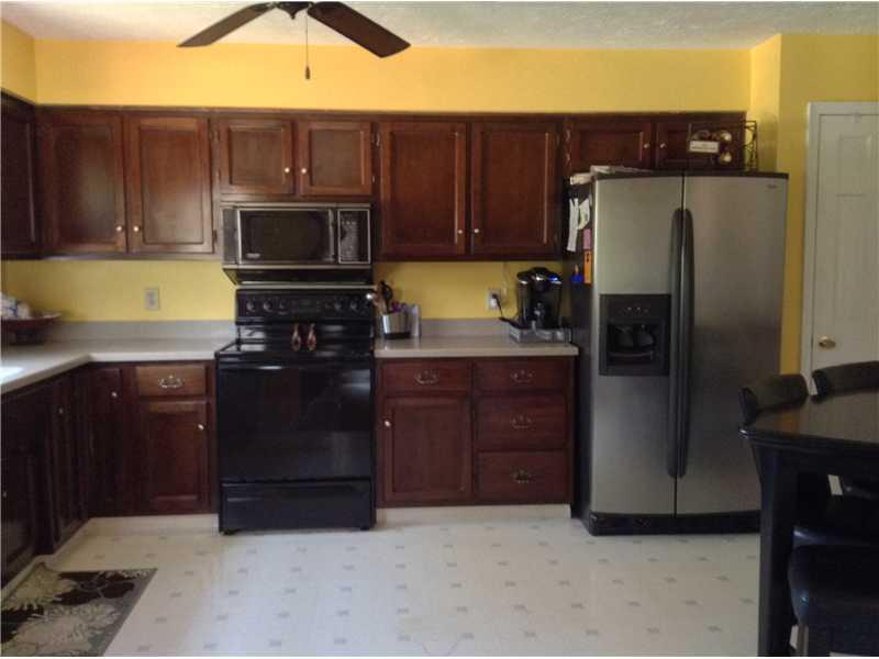 787 Jackson Road Greenwood, IN 46142 - Photo 5 of 15 Gallery Image 5