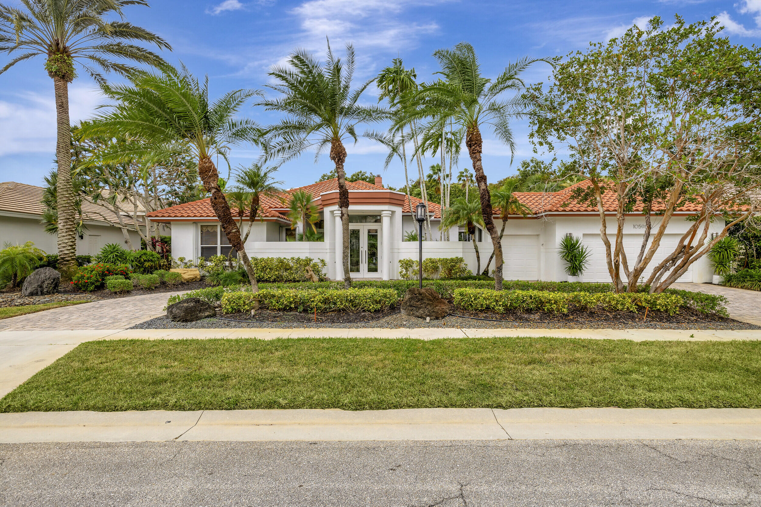 10598 Stonebridge Boulevard Boca Raton, FL 33498 - Photo 2 of 68 Circular Driveway