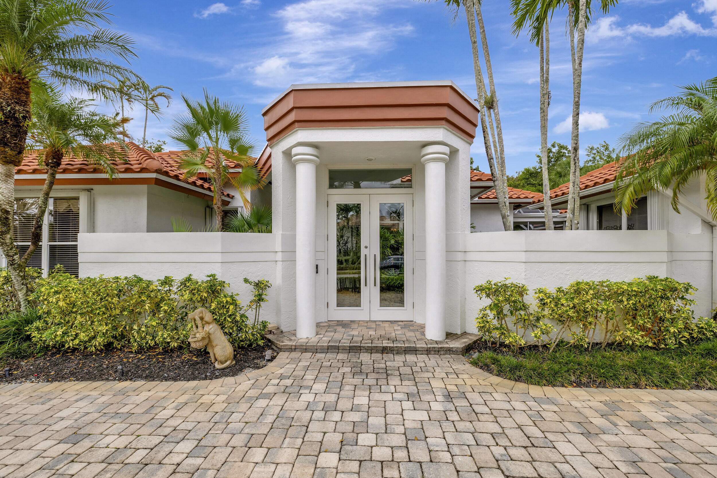10598 Stonebridge Boulevard Boca Raton, FL 33498 - Photo 4 of 68 Impact Glass Entry Doorway