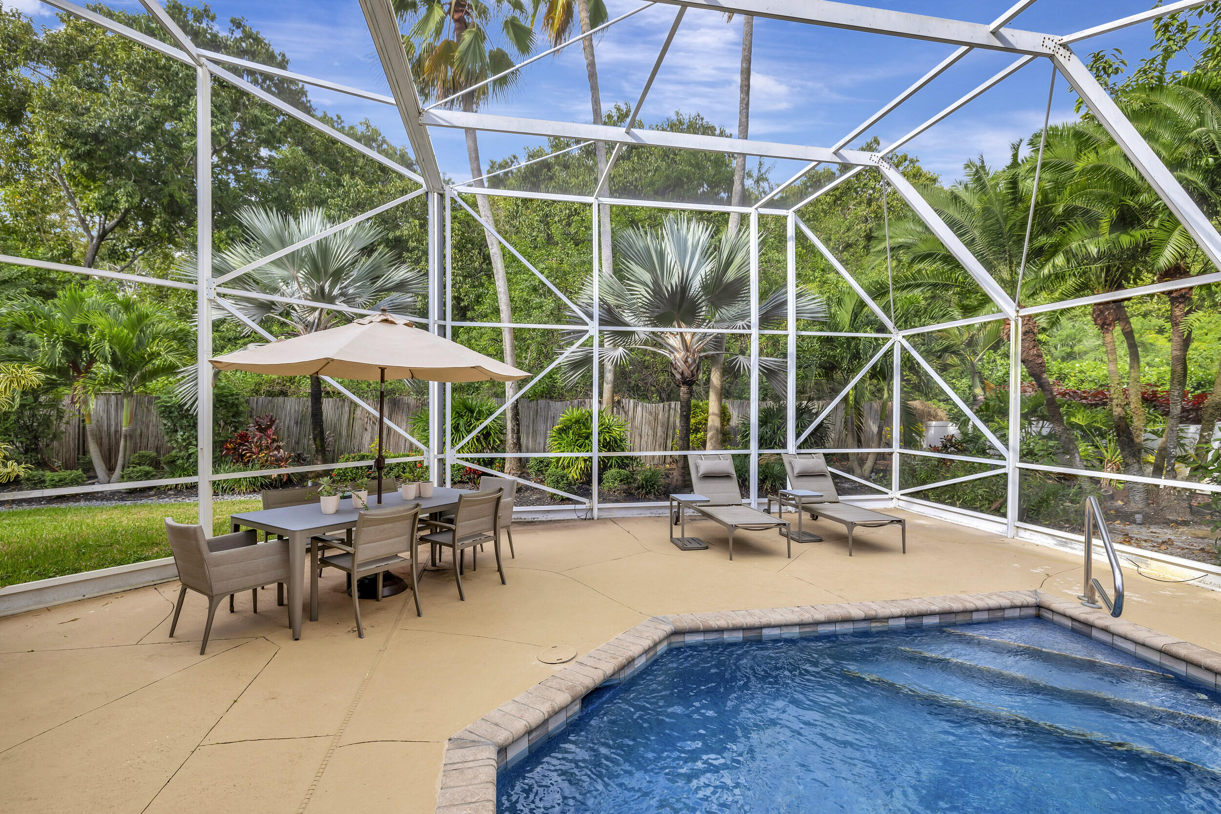 10598 Stonebridge Boulevard Boca Raton, FL 33498 - Photo 58 of 68 28_3w7a4329