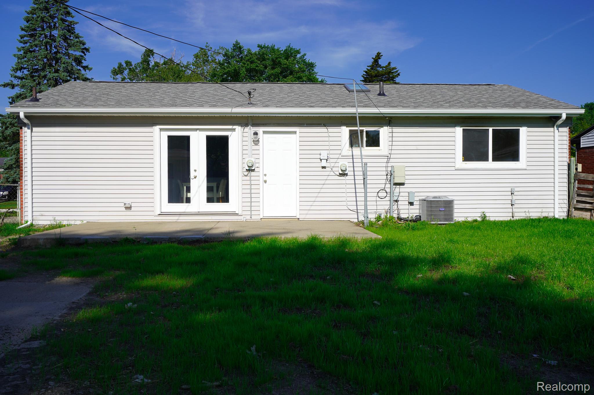6641 Niagara Street Romulus, MI 48174 - Photo 5 of 70 DDS04025.jpg