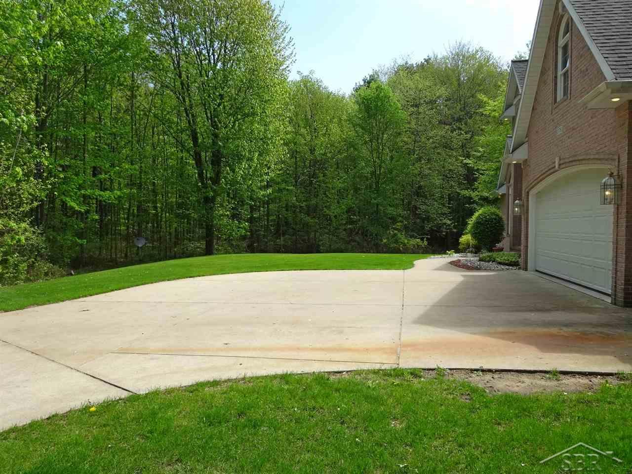 13761 Dice Road Hemlock, MI 48626 - Photo 41 of 41 31242776-40.JPG